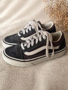 Vans Old Skool Kids Size 13 Black Brown Suede Lace Up Sneakers
